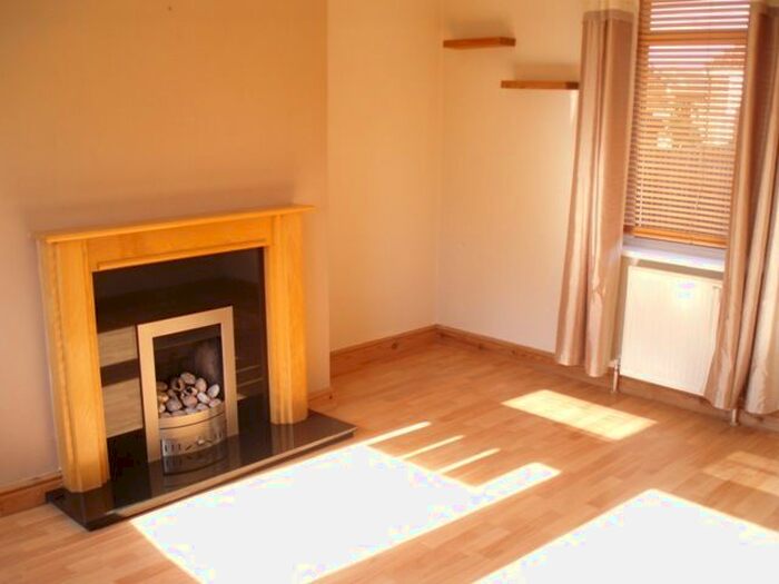 2 Bedroom Town House To Rent In Park View, Rotherham, S66