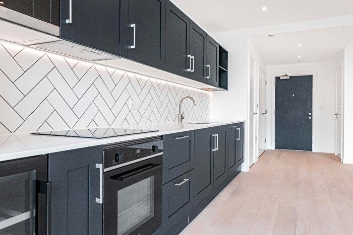 3 Bedroom Flat To Rent In Fulton Road, Wembley, HA9