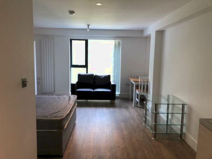 Studio To Rent In Cardinal Court, Oldham, Greater Manchester, OL1