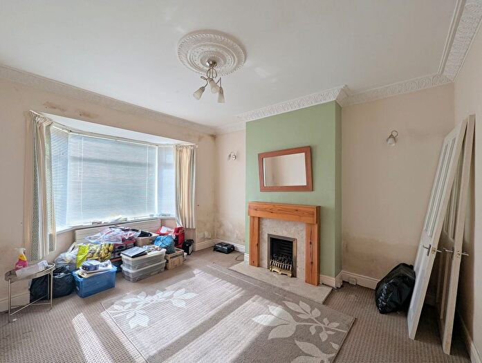 2 Bedroom Semi-detached Bungalow For Sale In Highfield Road, South Shields, NE34