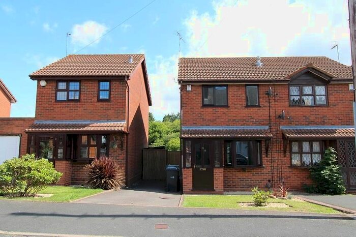 2 Bedroom Semi-Detached House To Rent In Round Street, Netherton, Dudley, DY2