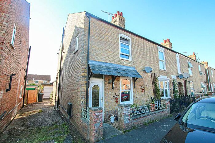 3 Bedroom End Of Terrace House For Sale In Millcroft, Soham, Ely, CB7