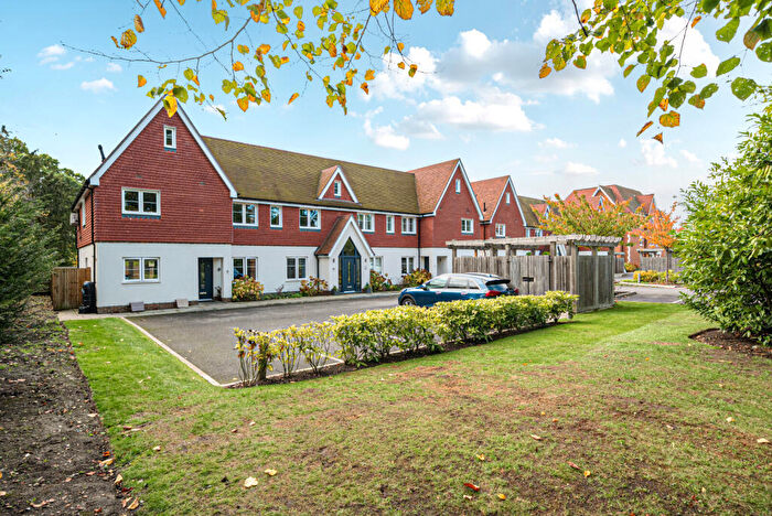 2 Bedroom Apartment For Sale In London Road, Guildford, GU1