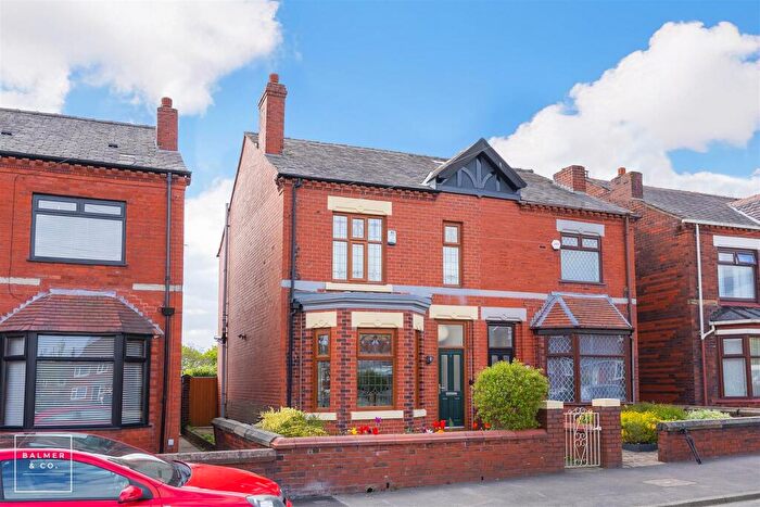 2 Bedroom Semi Detached House For Sale In Crawford Avenue, Tyldesley, M29