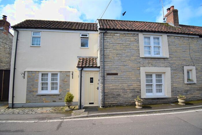 3 Bedroom End Of Terrace House For Sale In Pesters Lane, Somerton, TA11