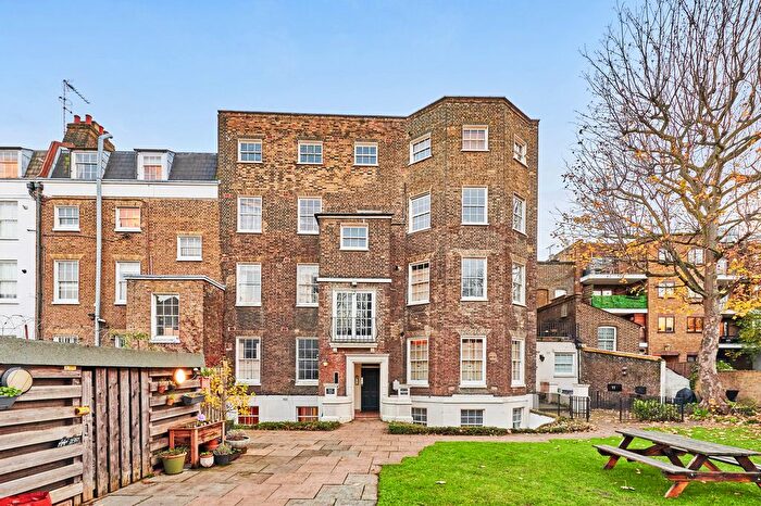 2 Bedroom Flat To Rent In Slievemore Close, London, SW4