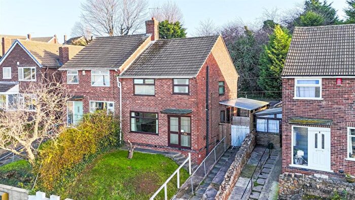 3 Bedroom Semi-Detached House For Sale In South View Road, Carlton, NG4