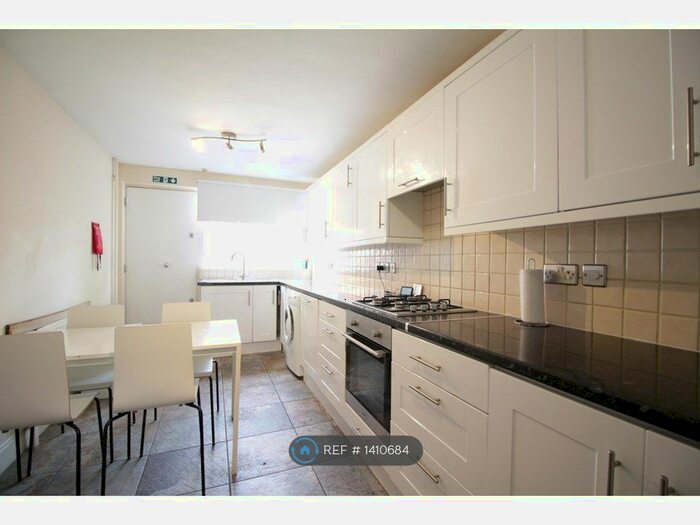 4 Bedroom Terraced House To Rent In Havelock Street, London, N1