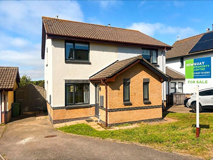 2 Bedroom Semi-Detached House For Sale In Meadowside, Newquay, TR7
