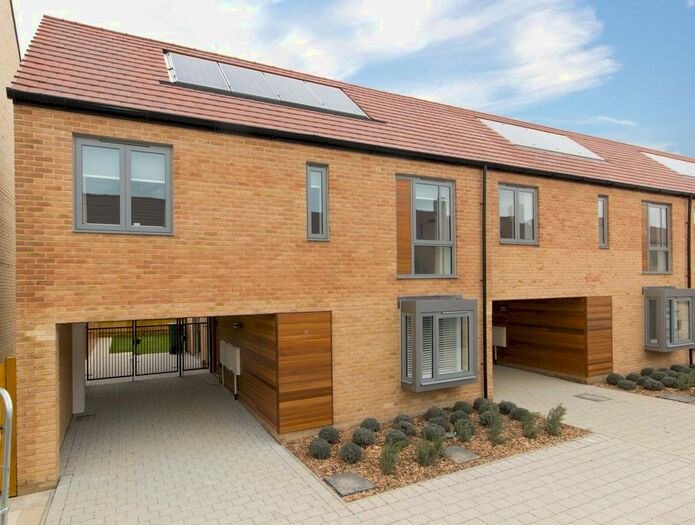 3 Bedroom Terraced House To Rent In Charger Road, Trumpington, Cambridge, CB2