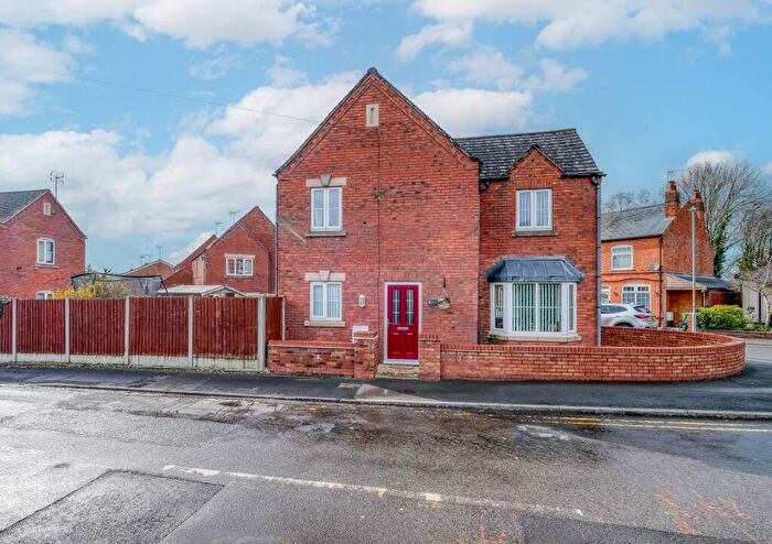 3 Bedroom Detached House For Sale In Church Road, Astwood Bank, B96