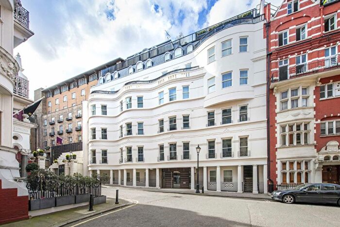 Studio To Rent In Park Place, St James's, SW1A