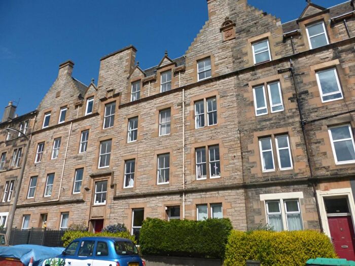 1 Bedroom Flat To Rent In Royal Park Terrace, Meadowbank, Edinburgh, EH8