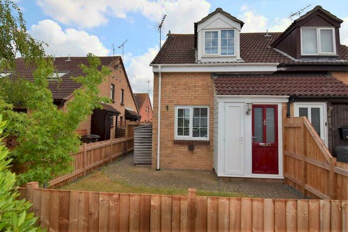 1 Bedroom Semi-Detached House To Rent In Stirrup Close, Springfield, Chelmsford, CM1