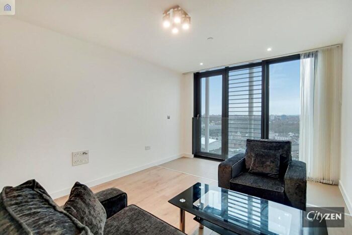 1 Bedroom Flat To Rent In Stratosphere Tower, Great Eastern Road, Stratford, E15