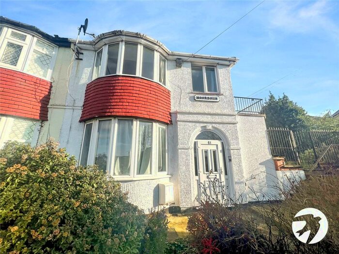 3 Bedroom Semi-Detached House To Rent In Moordown, London, SE18