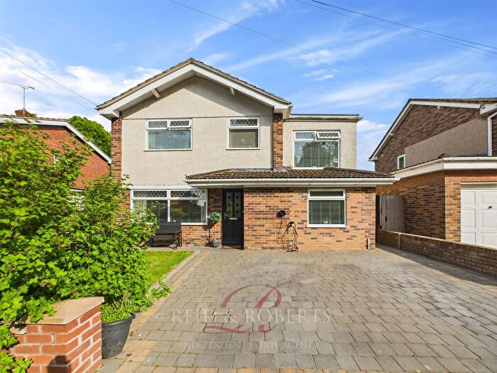 4 Bedroom Detached House For Sale In Etna Road, Buckley, CH7