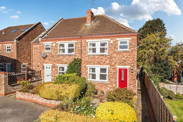 3 Bedroom End Of Terrace House For Sale In Burns Way, Clifford, Wetherby, LS23