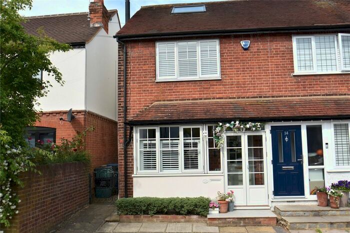 3 Bedroom Detached House To Rent In The Greenway, Gerrards Cross, Buckinghamshire, SL9