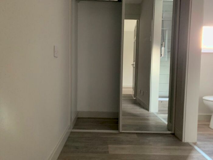 Studio To Rent In Westbury Way, CH4