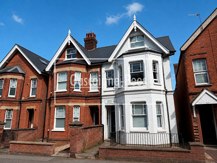 1 Bedroom Flat To Rent In York Road, Guildford, GU1