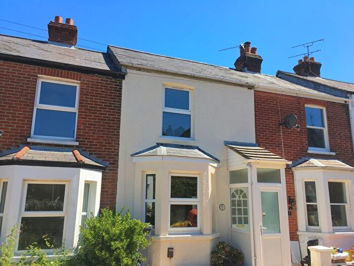 3 Bedroom Terraced House To Rent In Ashton Terrace, Cowes, PO31