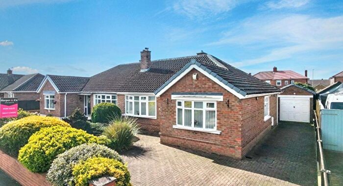 3 Bedroom Bungalow For Sale In Almond Grove, Fairfield, Stockton-On-Tees, TS19