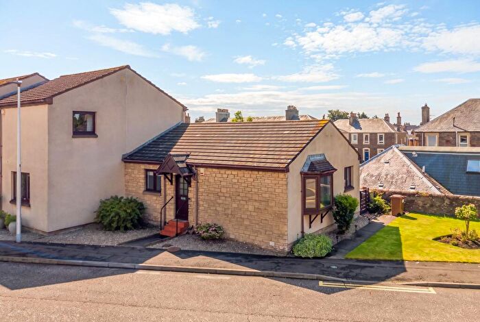 2 Bedroom Semi-Detached Bungalow For Sale In Cross Street, Broughty Ferry, DD5