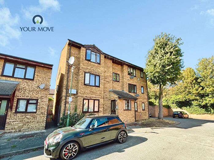 1 Bedroom Flat To Rent In Dial Close, Greenhithe, Kent, DA9
