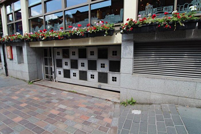 Property To Rent In Ingram Street Parking Space, Glasgow, G1