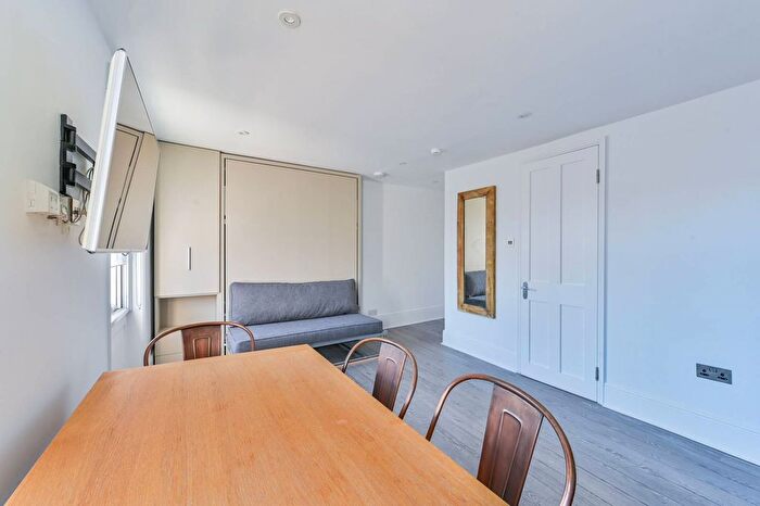 Studio To Rent In Gloucester Place, Marylebone, London, NW1