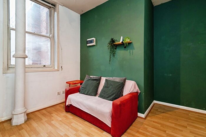 1 Bedroom Flat To Rent In Derby Street, Nottingham, NG1