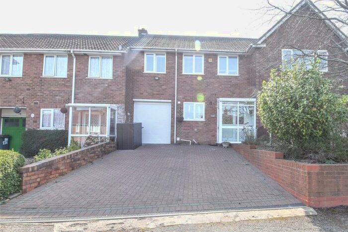 3 Bedroom Semi-Detached House To Rent In Green Meadow Road, Birmingham, West Midlands, B29