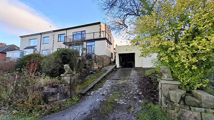 4 Bedroom Semi-Detached House For Sale In Abels Lane, Uppermill, OL3