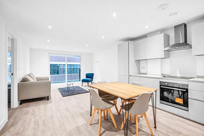 1 Bedroom Flat To Rent In Apt The Burj Digbeth, Birmingham, B12