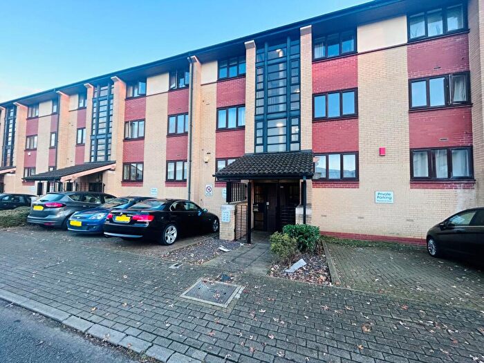 2 Bedroom Flat To Rent In Boycott Avenue, Oldbrook, Milton Keynes, MK6