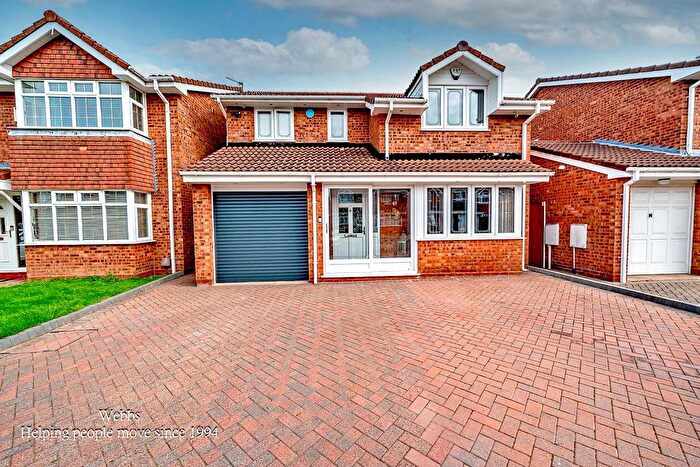 4 Bedroom Detached House For Sale In Thistledown Drive, Featherstone, Wolverhampton, WV10