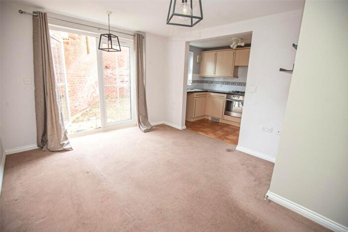 1 Bedroom Apartment For Sale In Wright Way, Stoke Park, Bristol, BS16