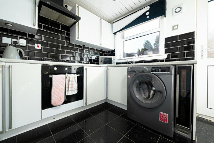 2 Bedroom Terraced House For Sale In Luss Avenue, Greenock, PA15