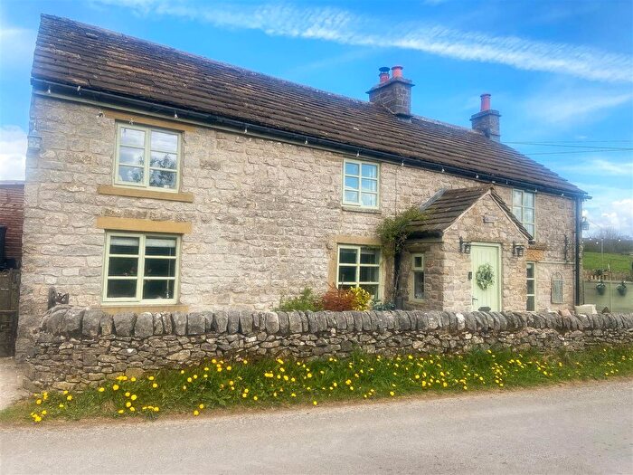 3 Bedroom Property For Sale In Eldon Lane, Peak Forest, Buxton, SK17