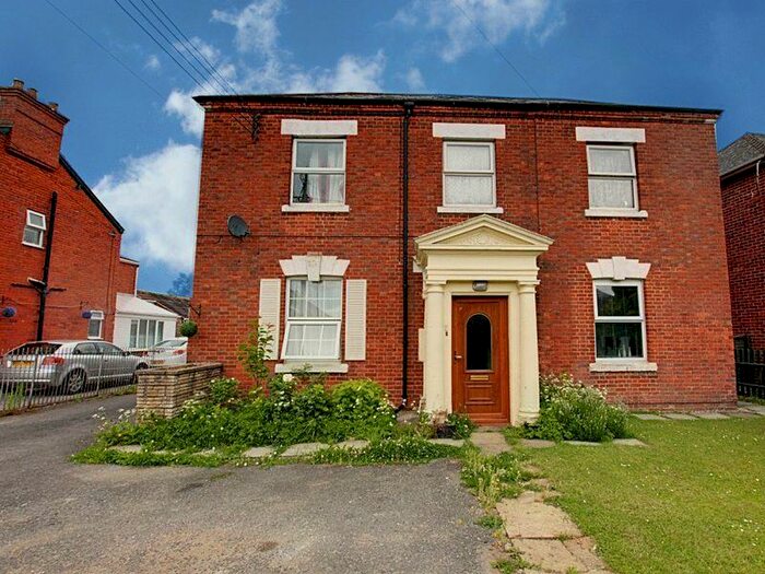 1 Bedroom Flat To Rent In Station Road, Westbury, BA13