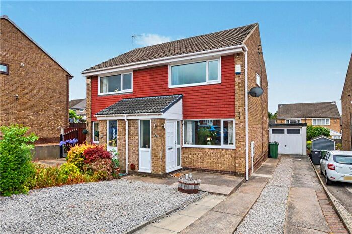 2 Bedroom Semi-Detached House For Sale In Haighside, Rothwell, Leeds, LS26