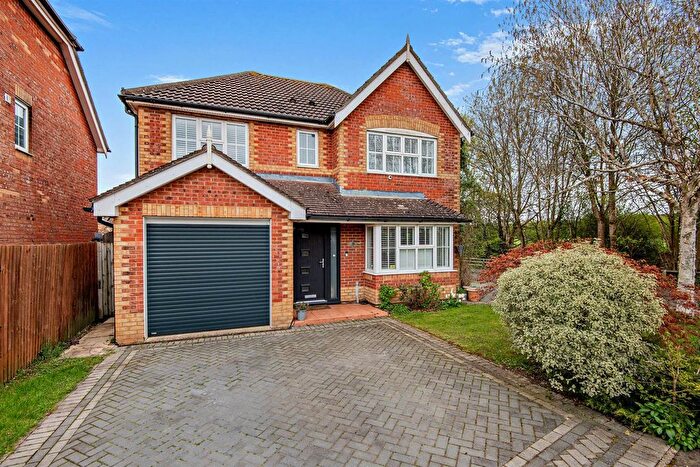 4 Bedroom Detached House For Sale In Firmin Avenue, Boughton Monchelsea, Maidstone, ME17