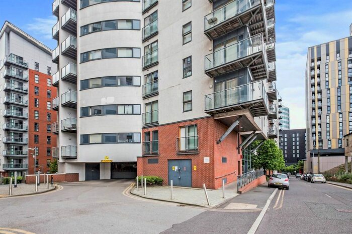 2 Bedroom Flat To Rent In Jefferson Place, Fernie Street, Green Quarter, Manchester, M4