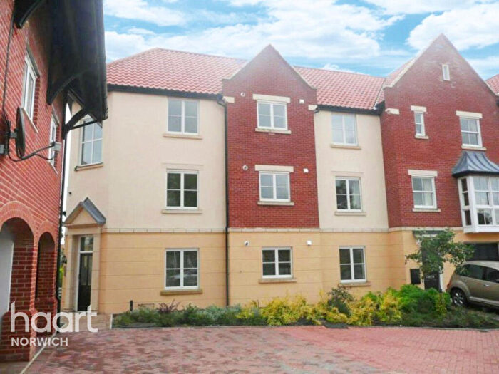 2 Bedroom Apartment To Rent In Poringland, Norwich, NR14