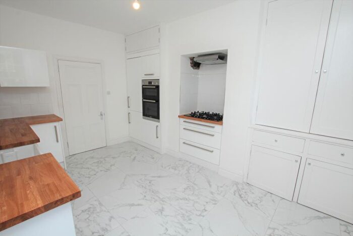 2 Bedroom Apartment To Rent In Hurle Road - Clifton, BS8