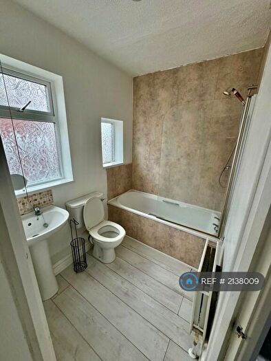 2 Bedroom Flat To Rent In Angerton Gardens, Newcastle Upon Tyne, NE5