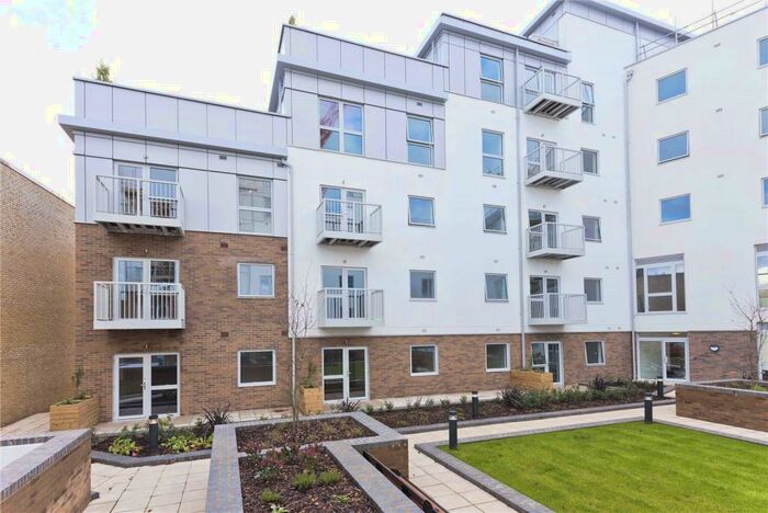 1 Bedroom Apartment To Rent In Austen House, Station View, Guildford, GU1
