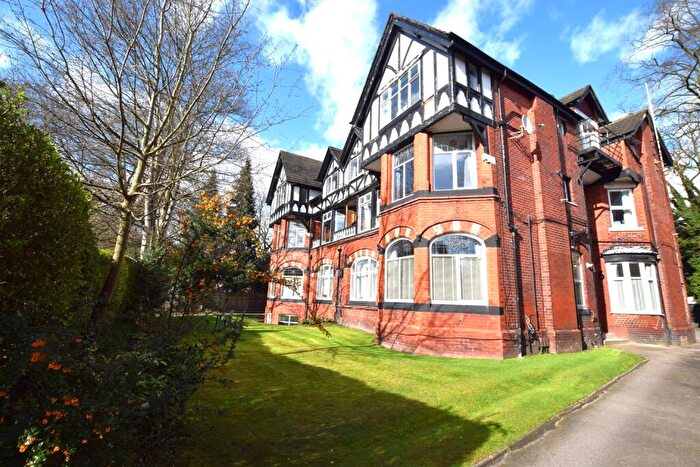 Apartment To Rent In Ballbrook Avenue, Manchester, M20