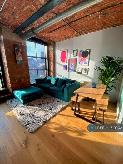 2 Bedroom Flat To Rent In East Street, Leeds, LS9